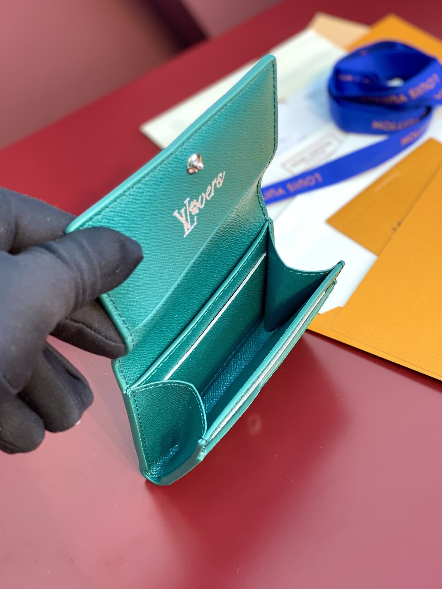 【ルイヴィトン】カード&名刺入れ付多用途長財布 今季注目♪2色展開