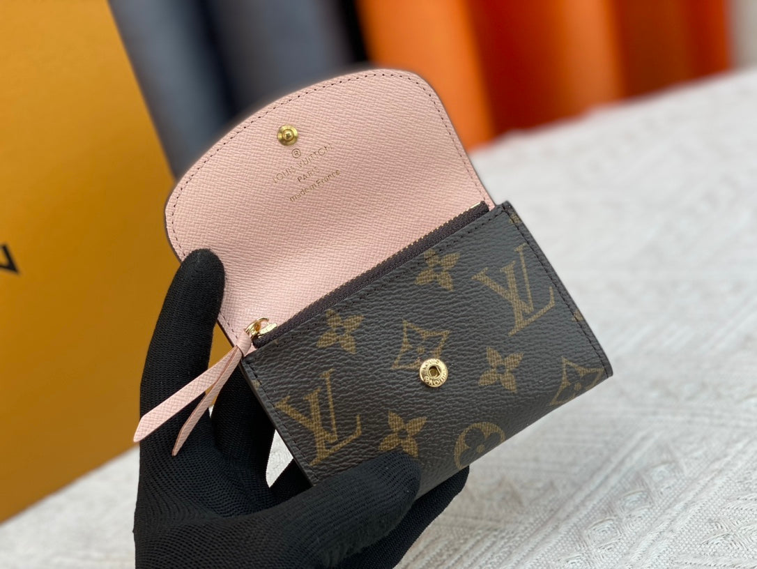 【ルイ・ヴィトン】4色展開の内側を持つ小型財布|完璧なデイリーパートナー