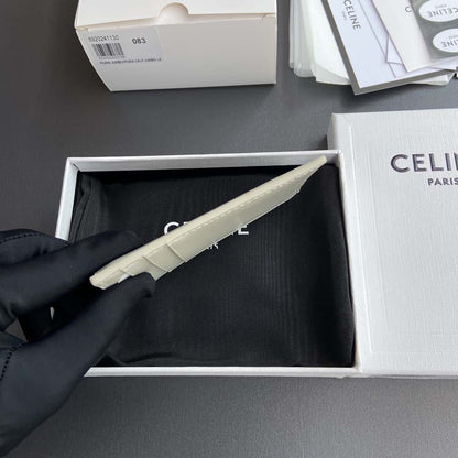 【セリーヌ】2色ギフトにも*送料込☆ ジップ付きカードホルダー トリオンフ チャーム