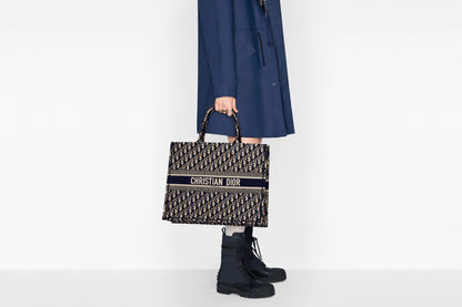 【ディオール】◆大人気 BOOK TOTE 定番柄刺繍 トートバッグ-3 sizes