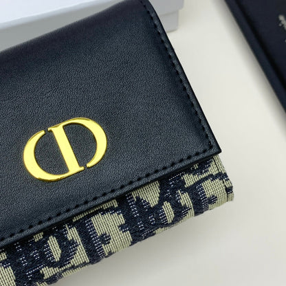 【ディオール】大人気ミニウォレット 新作登場 大人気