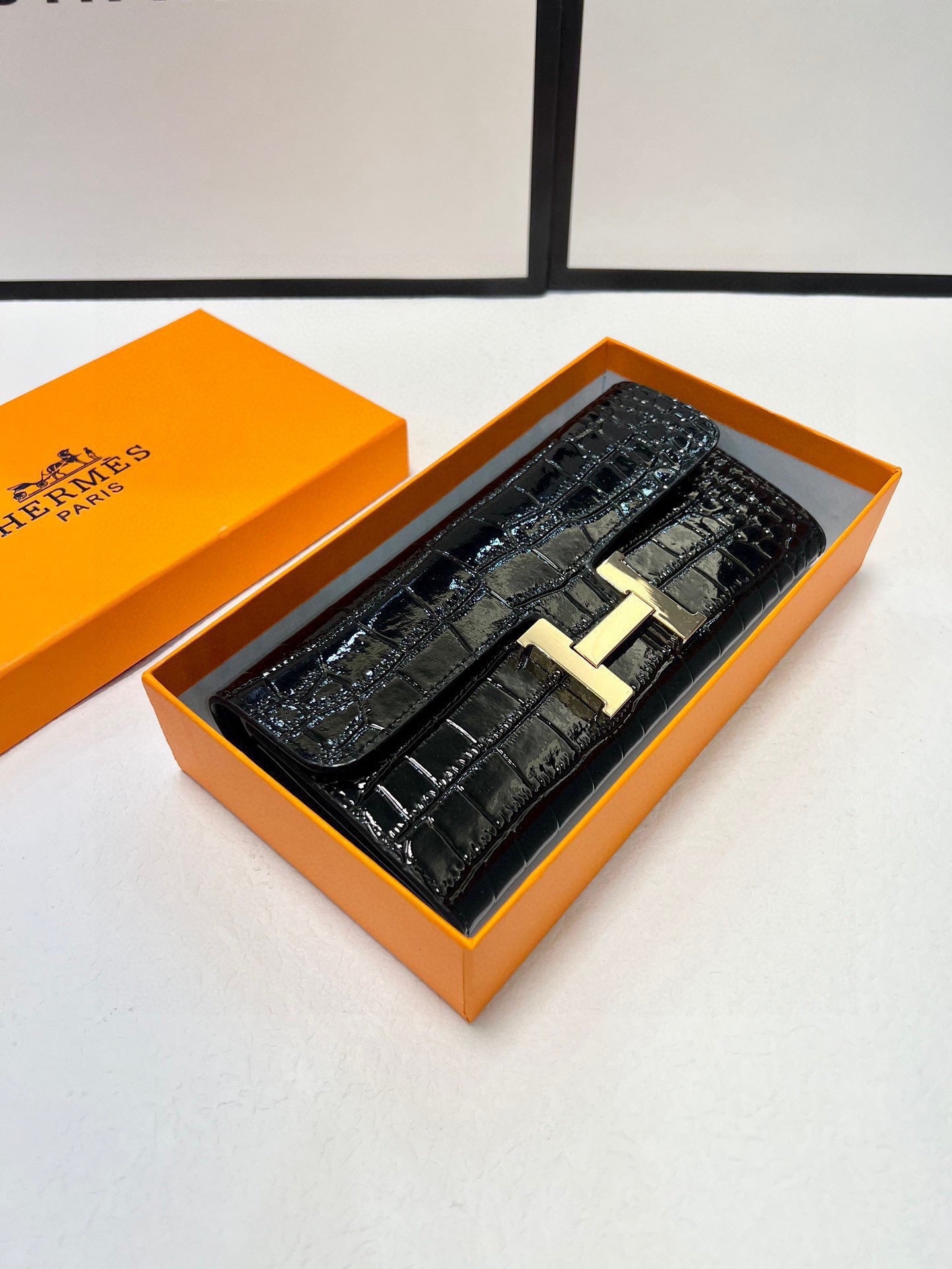 【エルメス】新作長財布 シャイニークロコ ノワール/金具