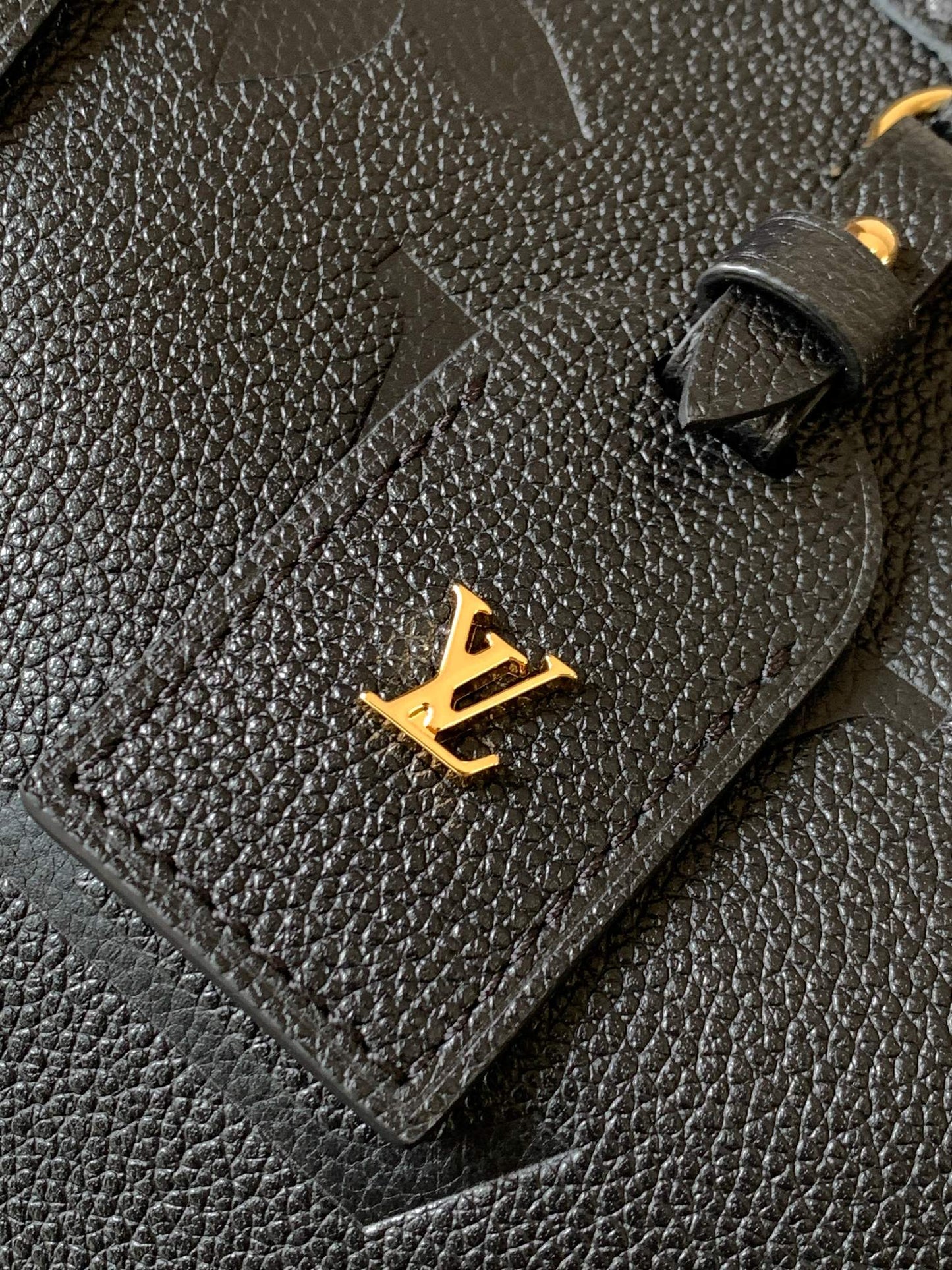 【ルイヴィトン】関税送料込み♢Carryall PM｜コンパクトながら肩背・斜挎対応！