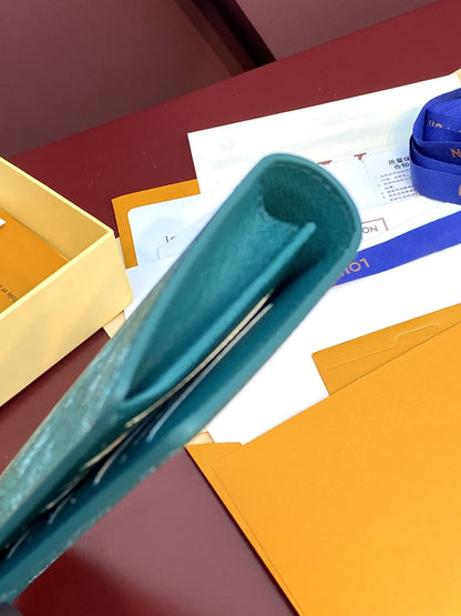 【ルイヴィトン】カード＆名刺入れ付多用途長財布 今季注目♪2色展開