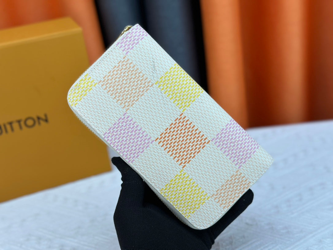 【ルイ・ヴィトン】Zippy魅力あふれるカラフルなロングウォレット｜早い者勝ち！